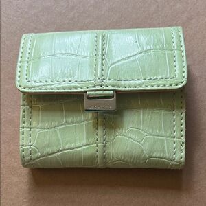 Liz Claiborne Crocodile Embossed Wallet NWOT